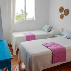 Сasa de vacaciones Three Bedroom House By The Sea, Agua Amarga (Almeria)